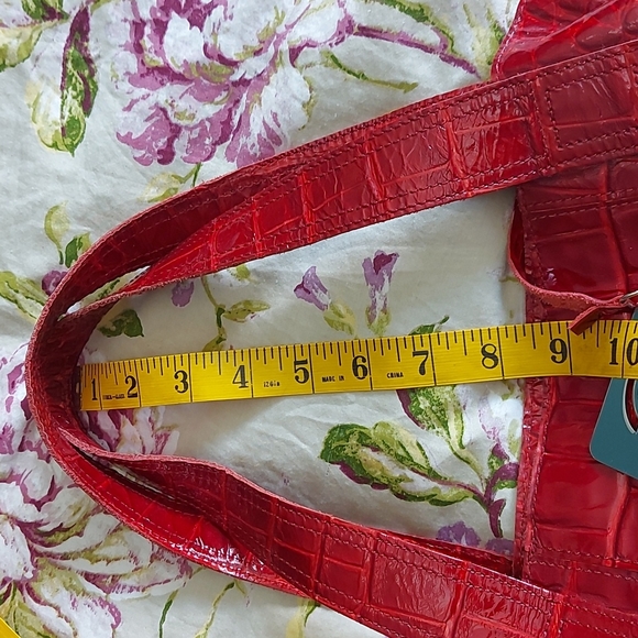 Francesco Biasia large patent red leather tote - Picture 15 of 15